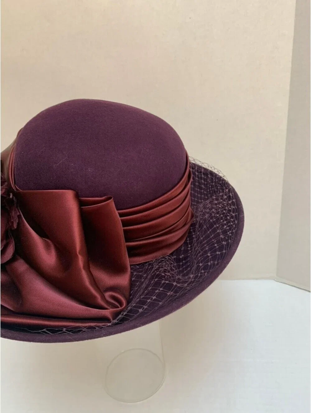 Vintage Plaza Suite by Betmar 1970-80s Deep Purple/Eggplant Hat with Ribbon